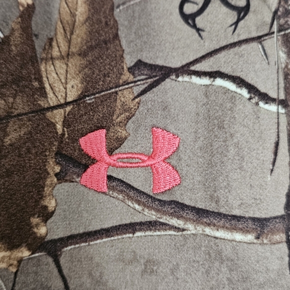 Under Armour hoodie jacket - Picture 2 of 6